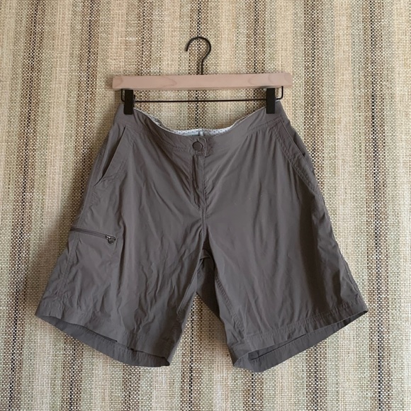 L.L Bean Water Repellent Shorts Women Size 6 Color Ash Outdoor Bottom Clothing - Picture 1 of 4